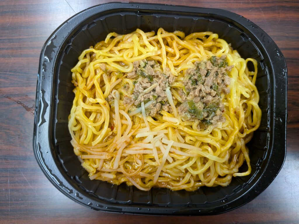49日目 昼食:
・冷凍「辛まぜそば 大盛り 368 g